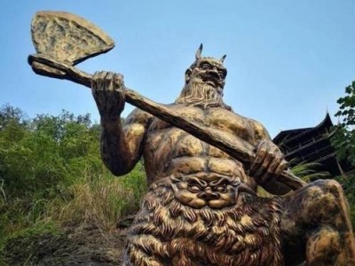 探秘九黎南门（发现九黎南门的惊喜与魅力，尽在这次特殊的飞行探险）
